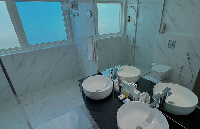 Emirates Grand Hotel - Photo 63