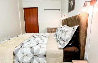 APË GOLD NO CENTRO DA CIDADE COM AR E CAMA KINg - Foto 35