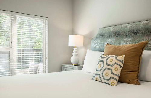 South Lamar Retreat - Sauna, Plunge & Pickleball - Foto 13