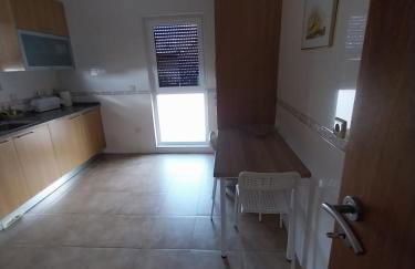 Central Triangle Lisbon-Sintra-Cascais -Apartment with Easy Access & Parking - Foto 8