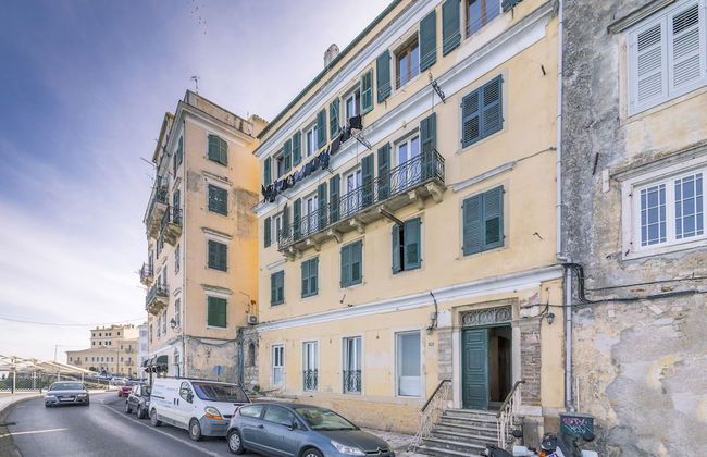 Mouragia Luxury Seaview Suite by Konnect - Foto 13