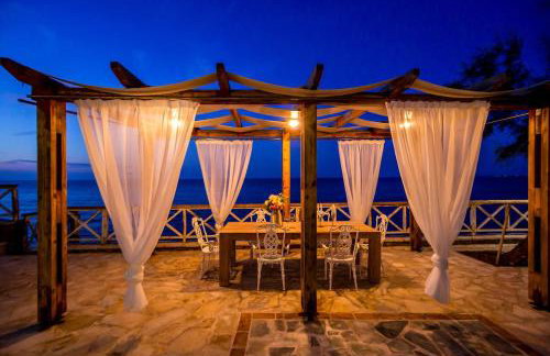 Luxury Beachfront Villa Margarita with Private Beach, Pool & Jacuzzi in Zakynthos - Foto 36