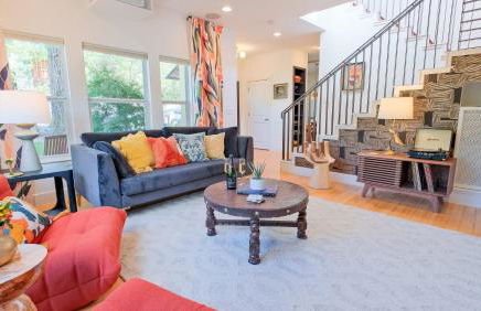 Hacienda SoCo - Fire Pit & 3 Min Walk to SoCo - Foto 7