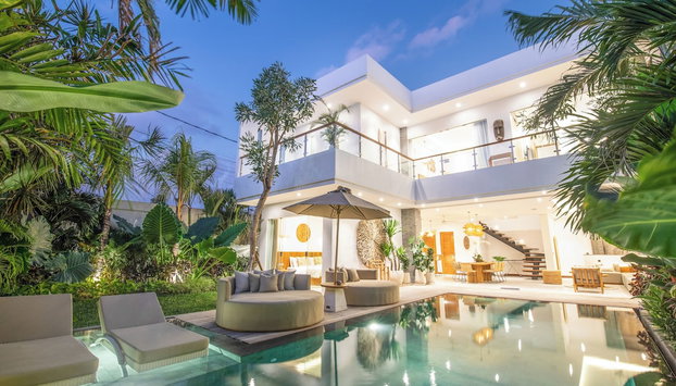 Coastal Comfort: Cozy 4BR Villa, 5 Min Walk to Finns Beach - Foto 3, Exterior