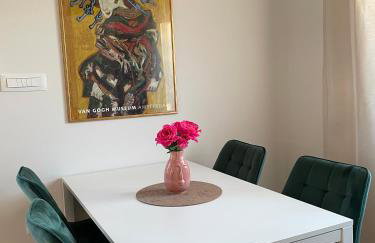 Penny Epetium - Foto 5