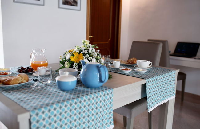 La Buona Creanza - Foto 13