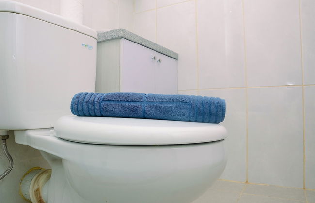 Comfy with Modern Style 1BR Grand Kamala Lagoon Apartment - Foto 14