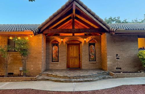 NEW LISTING, Near Yosemite South Gate entrance and town, King bed, Hot Tub, BBQ, Firepit & Mountain Views - Foto 42