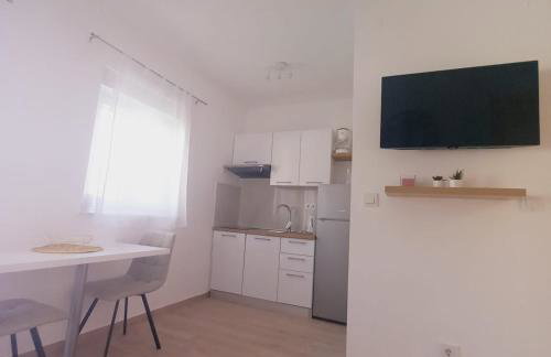 Apartments M & L Murter - Photo 7