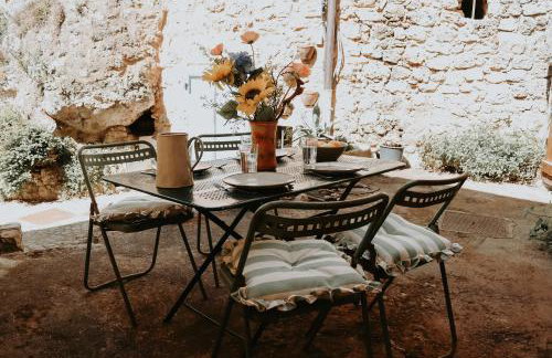 Unique historical home, middle of the village, bath & patio - Foto 51