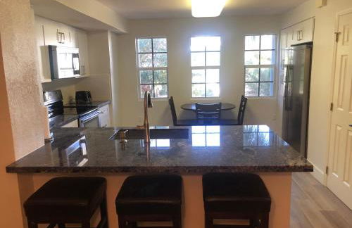 LIC Mgr - MODERN 3 BED 4 BATH VILLA - UPSCALE OCEANFRONT RESORT - INDOOR PICKLEBALL - SPEAKEASY! - Photo 9