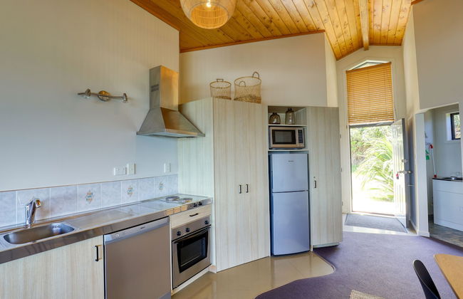 Castaways Resort - Photo 32