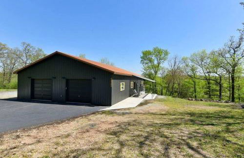 Table Rock Lakefront on 2 Acres with firepit - Foto 30