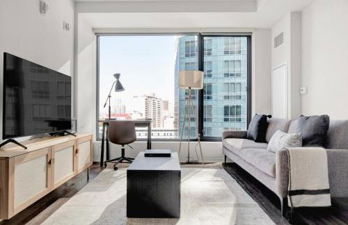 Downtown 1BR w Luxury Amenities Rooftop Views BOS-502 - Foto 1