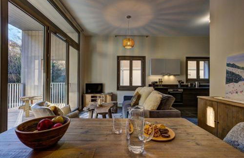 White Pearl Apartments - Photo 1