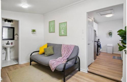 Stroll to the Dome: Sleek 1BR near Downtown - Foto 9