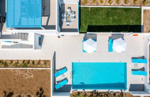 XENOS Villa 5 with a private pool near the sea - Foto 14