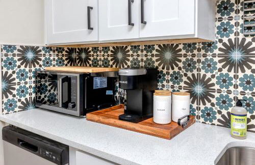 Modern Vacation Home 3BR 1BTH Close to Gulf Beach - Foto 16