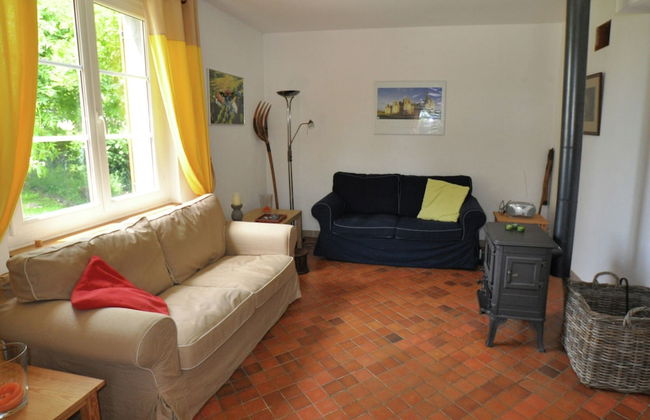 Charming Holiday Home in Montrichard With Pool - Foto 27