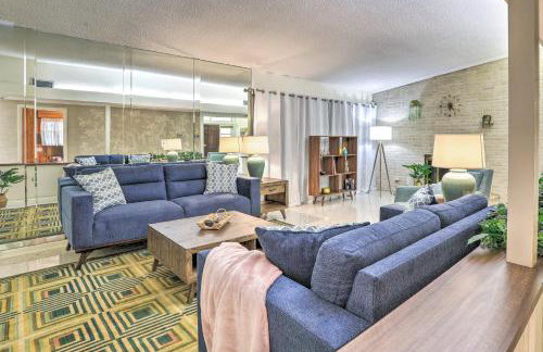 Retro St Pete Home with Private Heated Pool - Foto 4