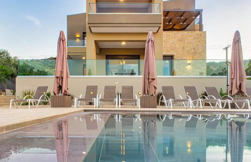 Chris and Stratos villa with private ecologic pool and kid's playground! - Foto 69