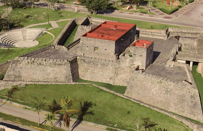 TOUR BACALAR mágico com passeio de Barco Pontão. (Transporte + Café da Manhã + Alimentação) - Foto 9