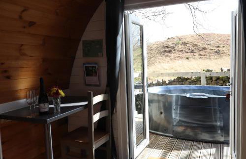 Ash Cabin with Hot Tub - Foto 18