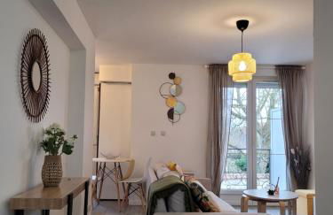 Cocooning House 212 Suite COSY SUNSHINE appartement Aeroport Paris Roissy CDG et Parc Asterix - Foto 1