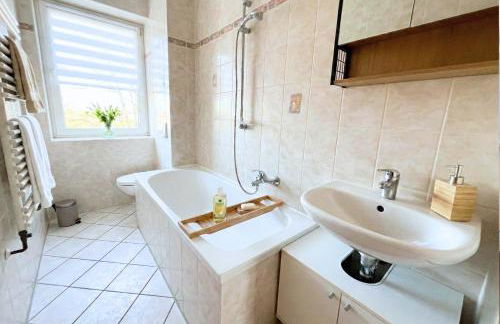 Havn Apartments in Merseburg, 2BR, TV, Wifi - Foto 5