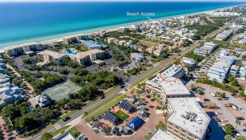 30A Villages of South Walton by Panhandle Getaways - Foto 2, shuttle, sunbed, Shopping Area, furniture, young children, Game Room, locker, Other