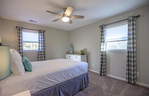 Ranch Style Home & Plenty Of BKYD Space Near KSU - Foto 14