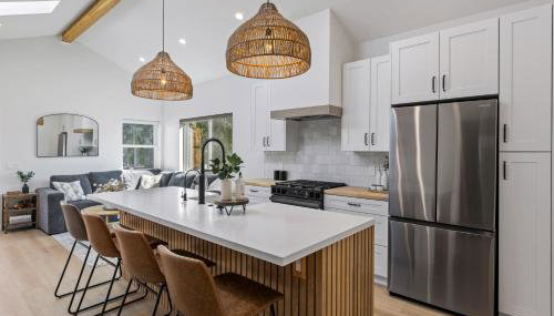 The Oaks, Stylish Luxury Stay, Fire Pit & Patio - Foto 3, stove