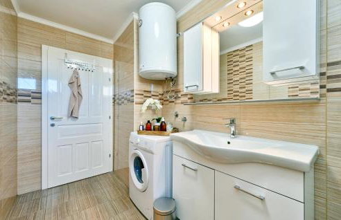 2 Bedroom Cozy Home In Gornja Ploscica - Foto 33