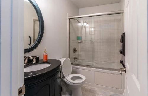 Jolene's Hideout - Noise Notice Wed-Sun - Foto 8