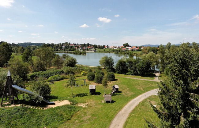 Wooden Chalet with Terrace near Swimming Lake - Photo 29