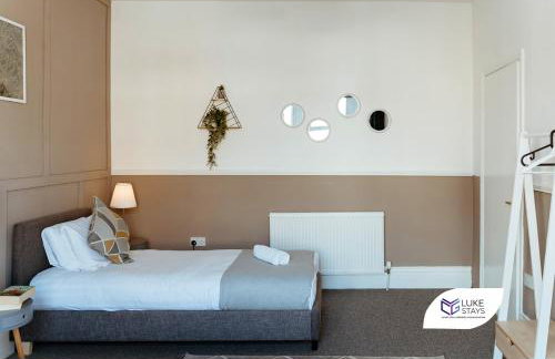 Luke Stays -Whitehall Road - Foto 39