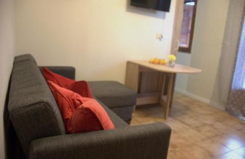 Garden Apartment - Photo 13