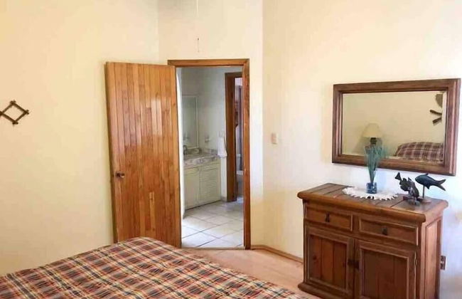 Tranqulidad y Seguridad en Avenida Principal - Foto 6