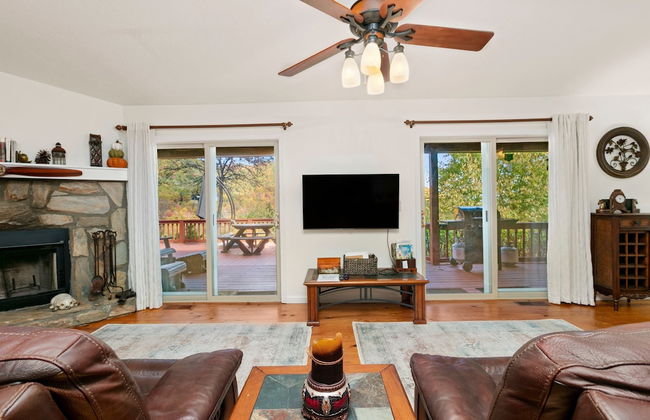 Smoky Mountain Mecca by Avantstay Mountain Views - Foto 8