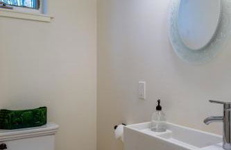 Walk to Town, Beach, Modern, Gourmet Kitchen, EV - Foto 19