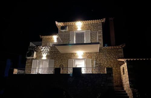 Rapunzel's Tower Mani - Foto 35