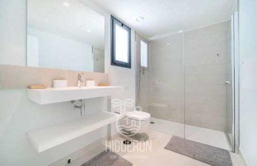 HigueronRentals The Bay - Foto 32