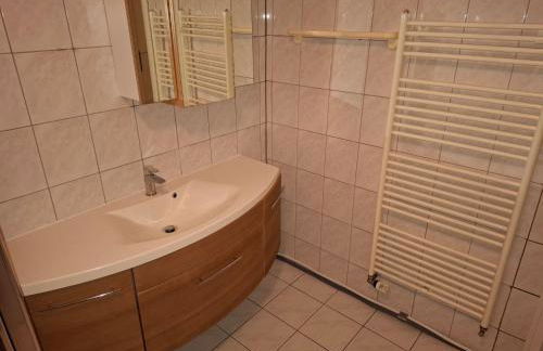 Apartment Private Ferienwohnung in Nordenham- großer Balkon by Interhome - Photo 21