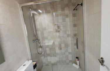 Allo Apartments "Real Escuela" Centro Loft - Foto 15