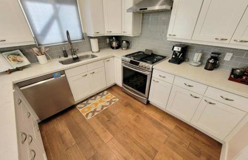 San Diego Oasis with Hot Tub, Gym, Outdoor Theater, Huge Yard - Foto 11