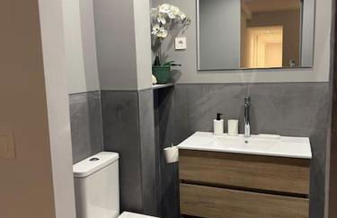 Vivienda renovada y céntrica - Foto 26