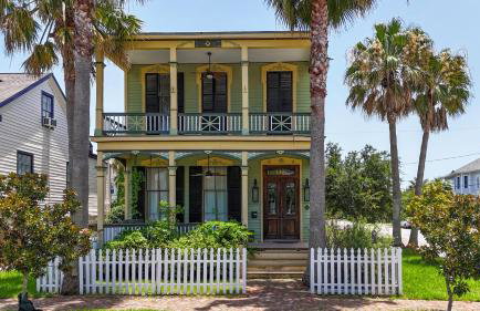 Your 1878 historic Shaw House awaits - Foto 42