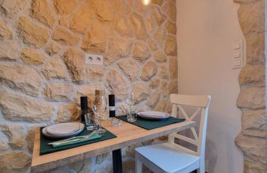 Apartments Suha Punta - Villa Babalonija - Photo 10