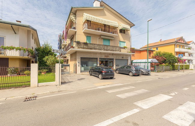 Venice Roof Garden - Photo 1