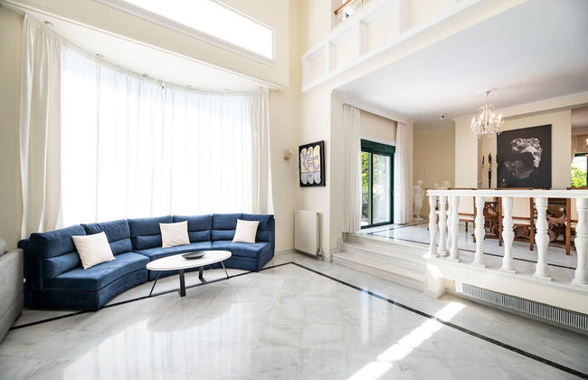 Vouliagmeni Athenian Riviera Villa - Photo 13